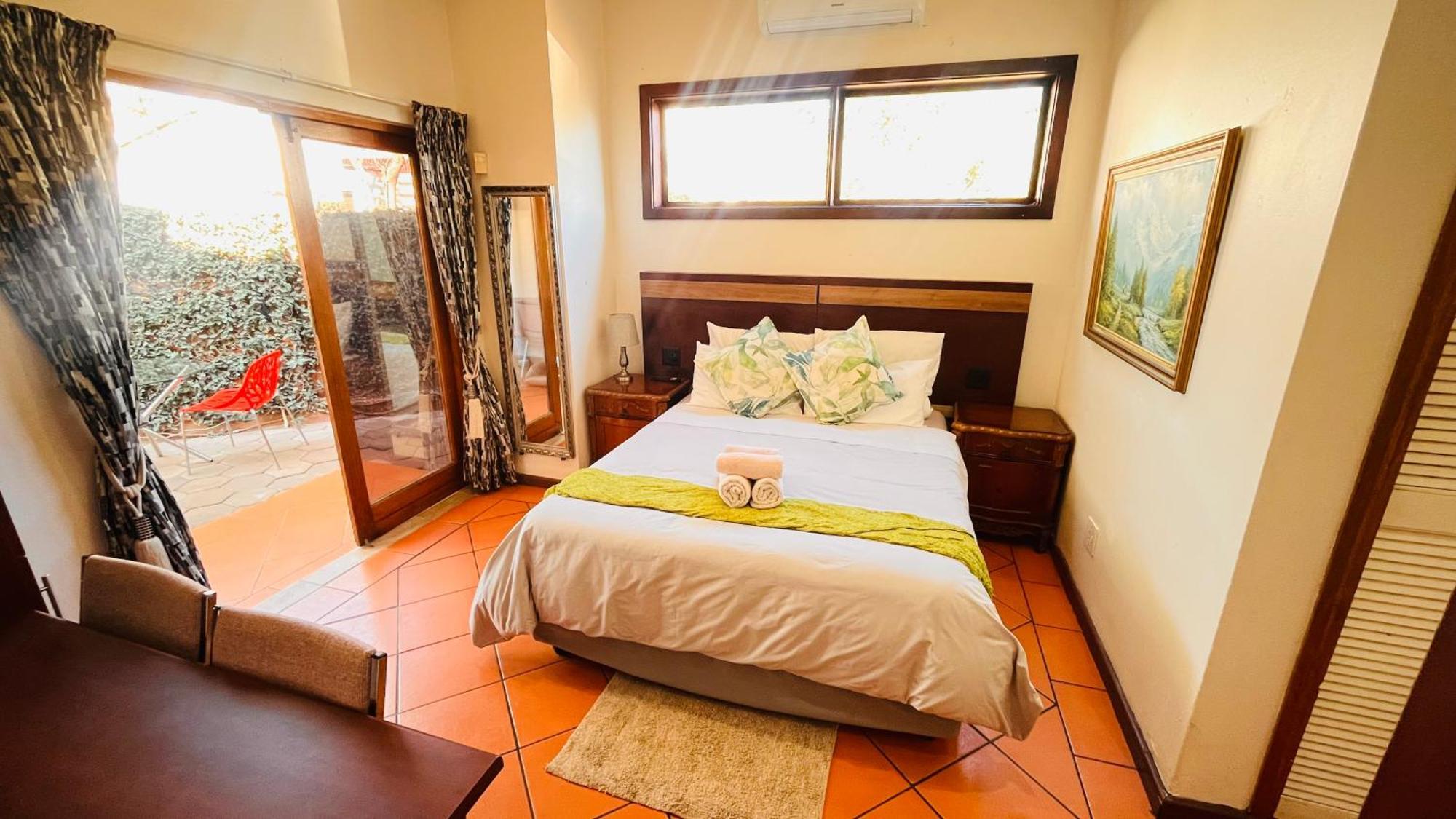 The Wood House Otel Empangeni Dış mekan fotoğraf