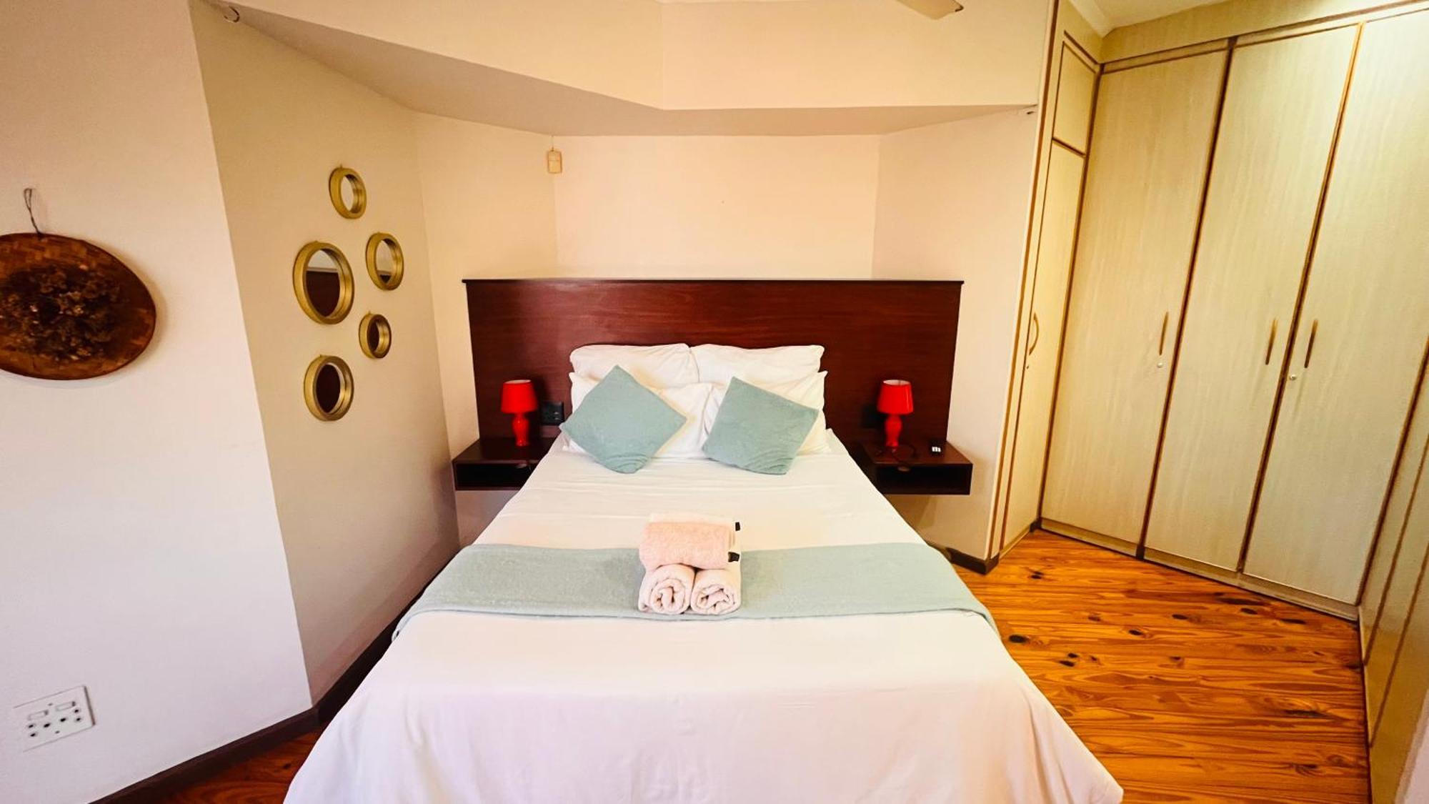 The Wood House Otel Empangeni Dış mekan fotoğraf