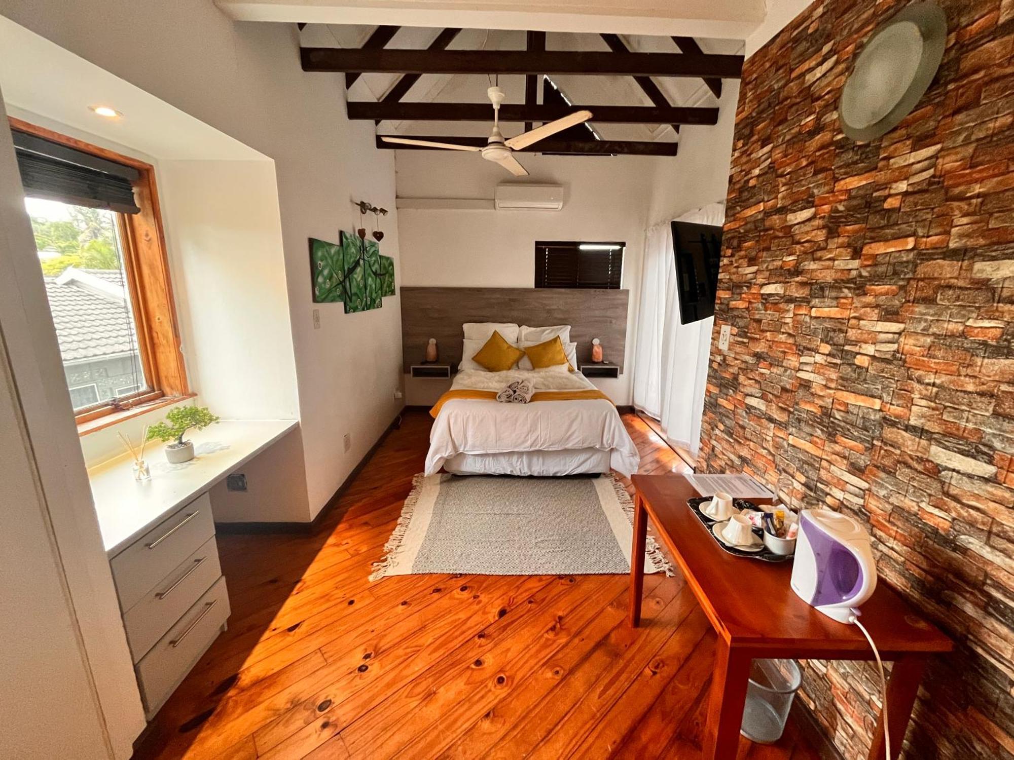 The Wood House Otel Empangeni Oda fotoğraf